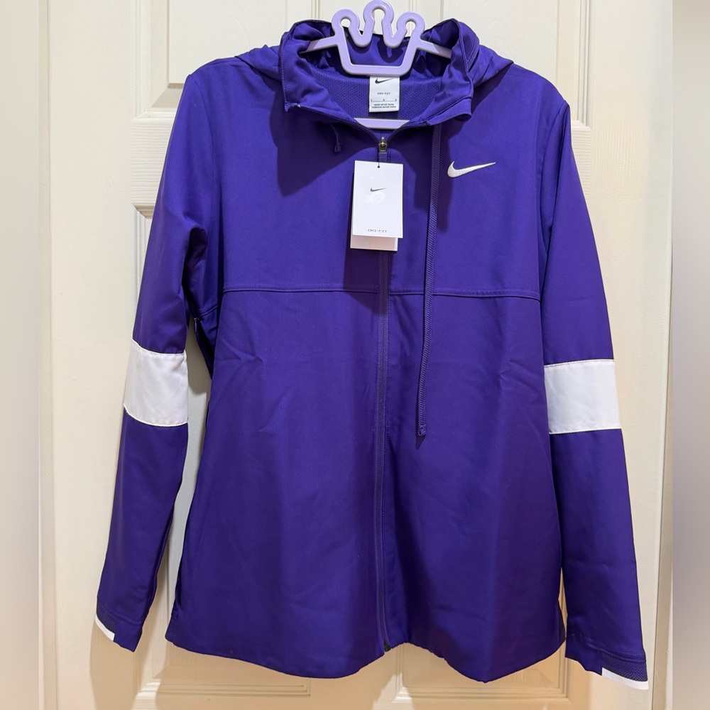 NWT Nike Women’s Dri-FIT Full-Zip Lightweight Sports Jacket,  Purple Size Large
